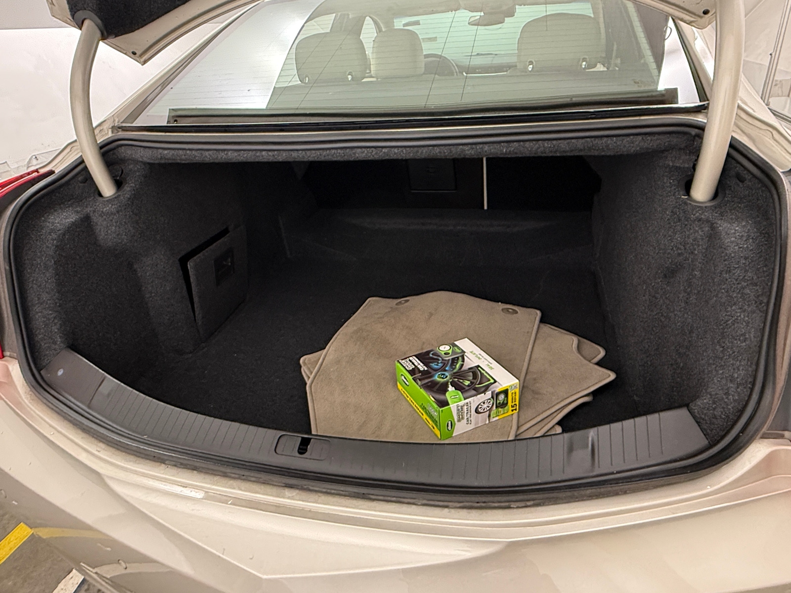 Thumbnail: 2015 Cadillac XTS - 6