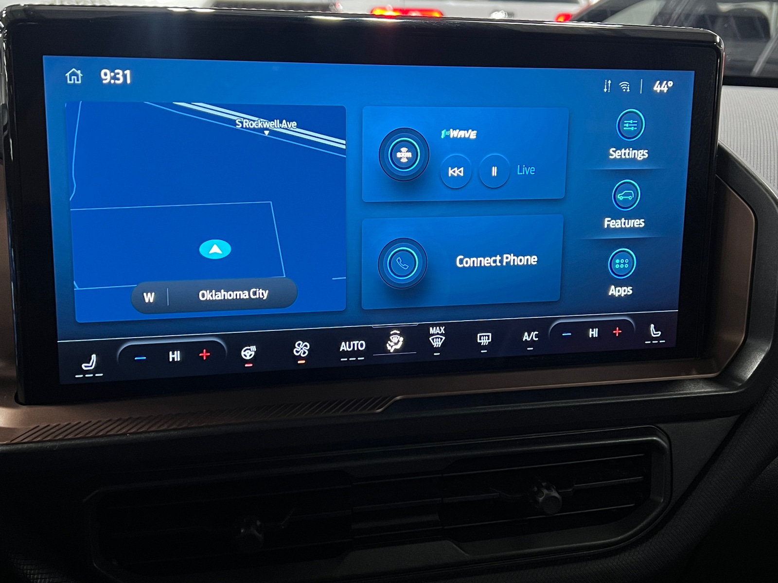 Thumbnail: 2025 Ford Bronco Sport - 3