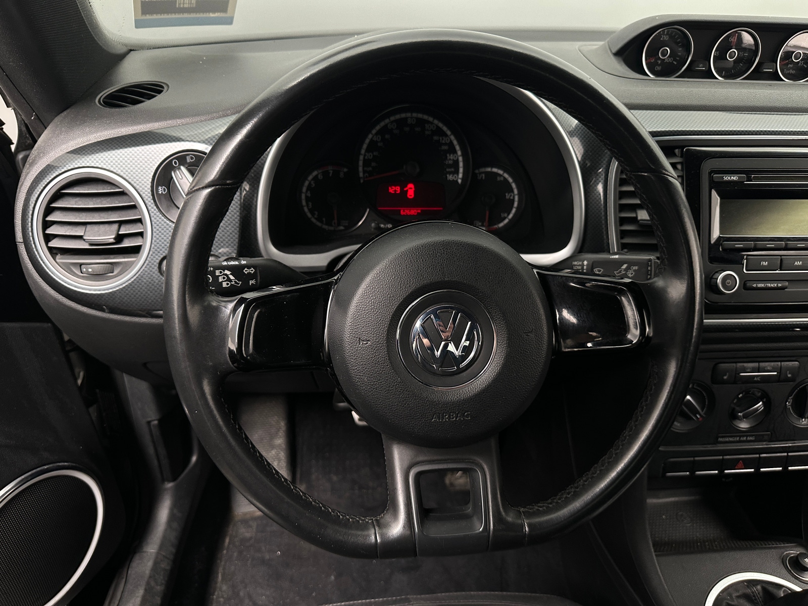 Thumbnail: 2013 Volkswagen Beetle - 5