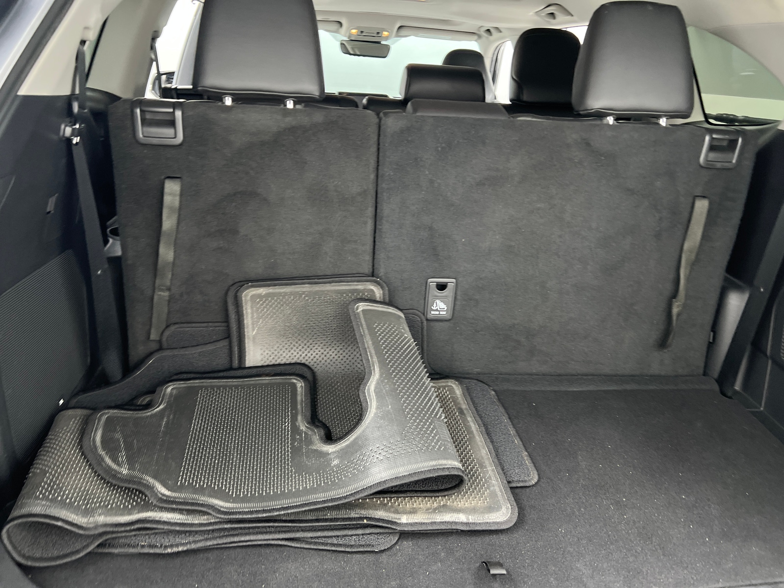 Thumbnail: 2020 Toyota Highlander - 6