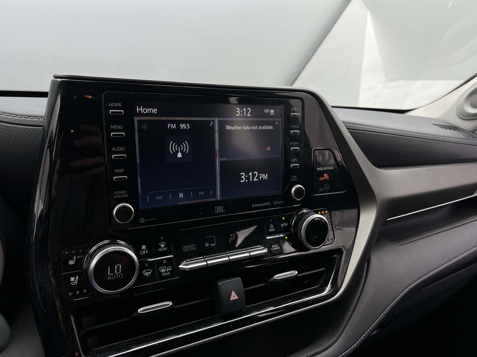 Thumbnail: 2020 Toyota Highlander - 3