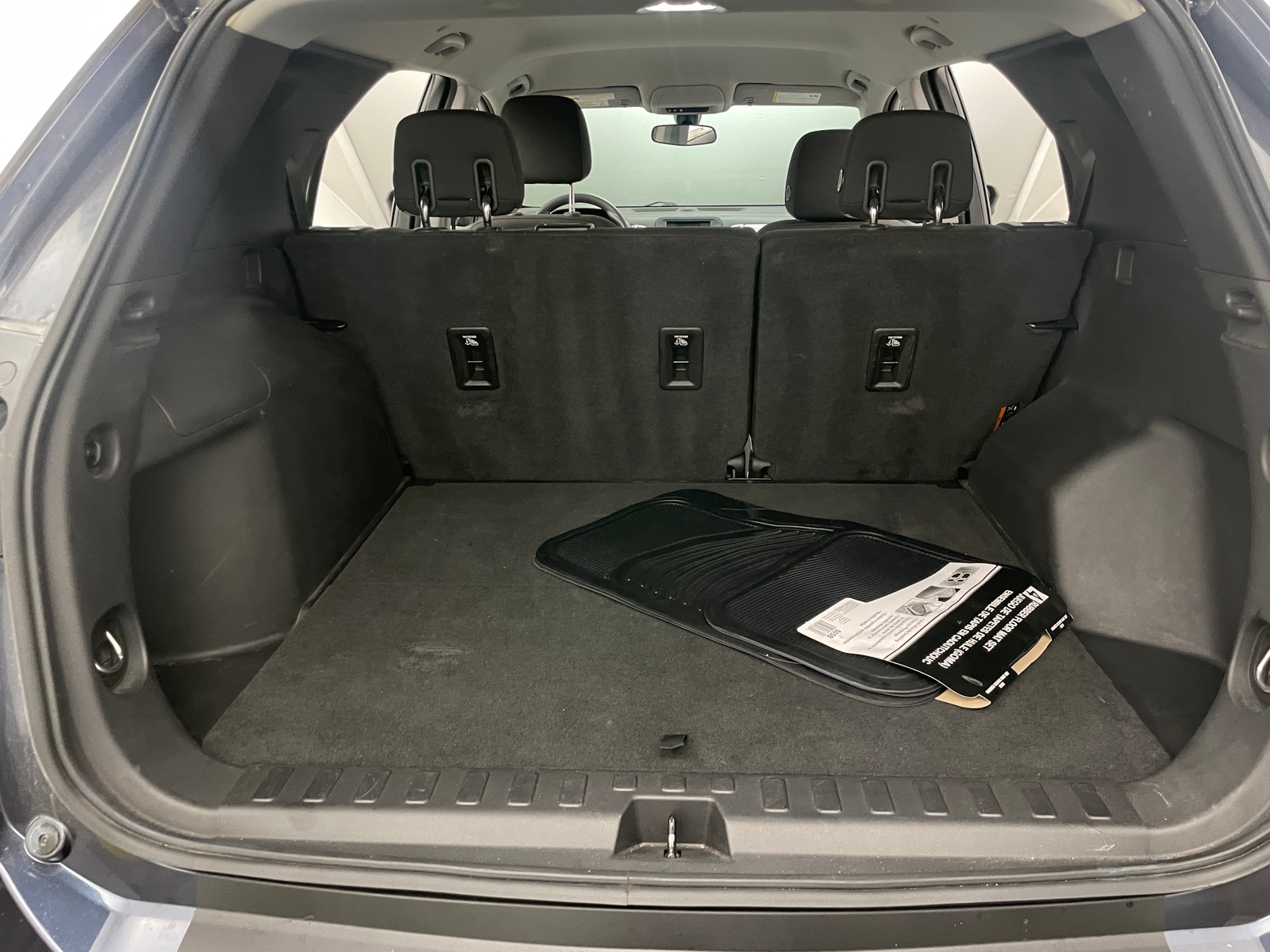 Thumbnail: 2019 Chevrolet Equinox - 7