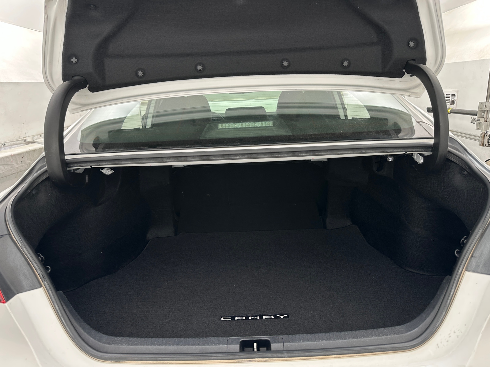 Thumbnail: 2019 Toyota Camry - 7