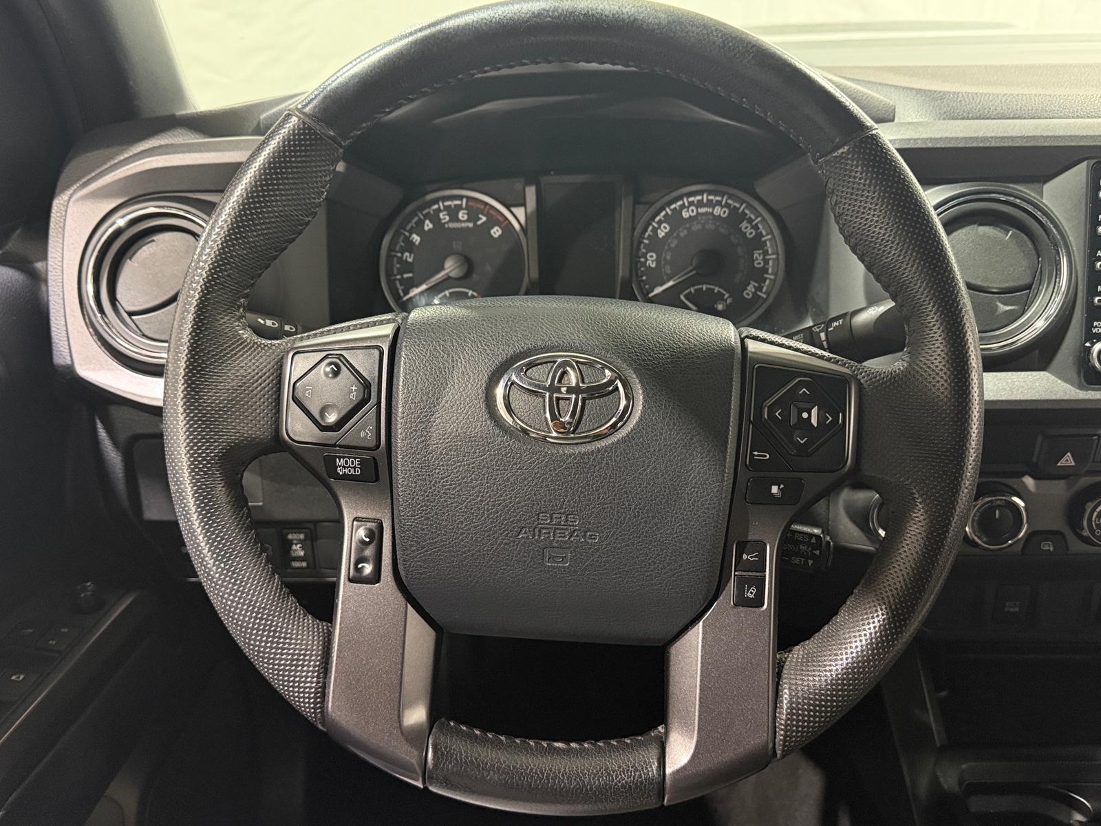 Thumbnail: 2020 Toyota Tacoma - 5