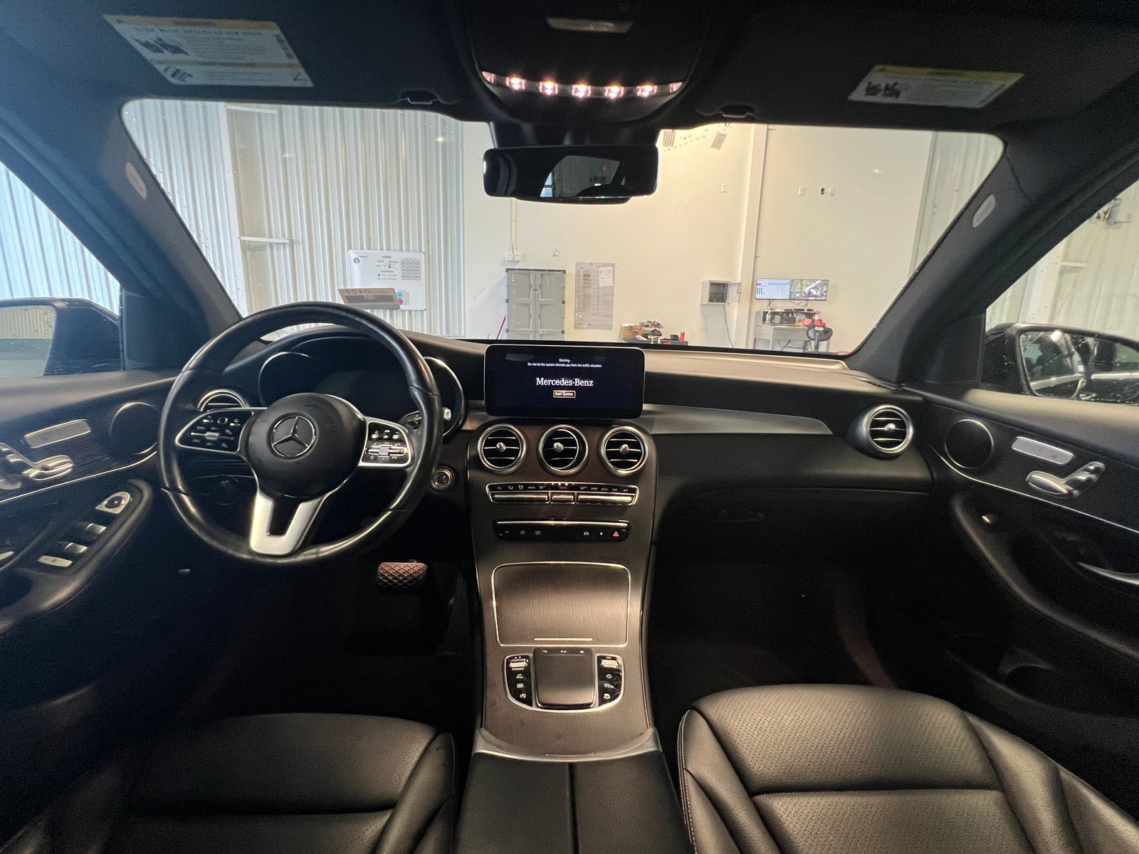 Thumbnail: 2022 Mercedes-Benz GLC - 2