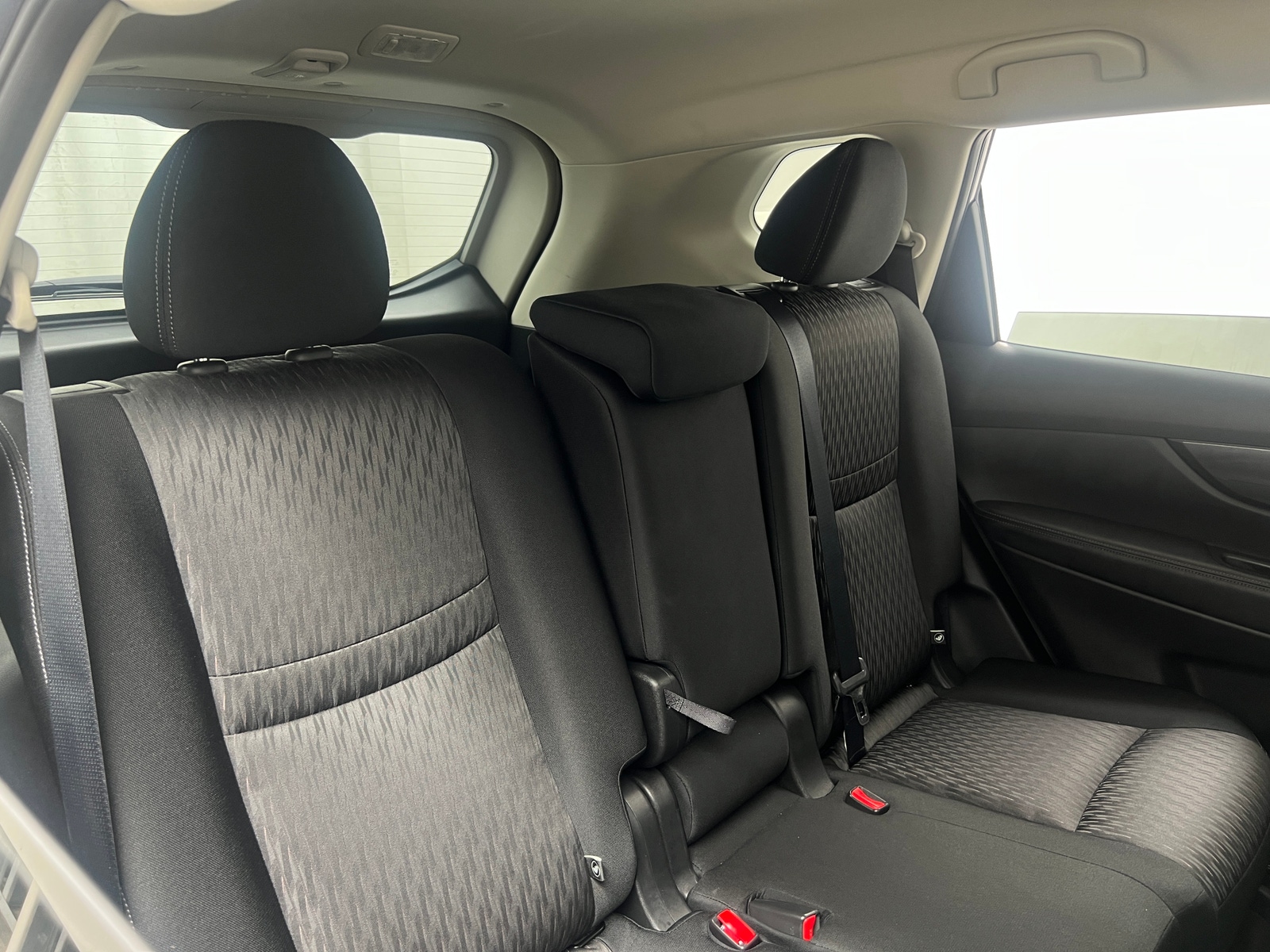 Thumbnail: 2020 Nissan Rogue - 6