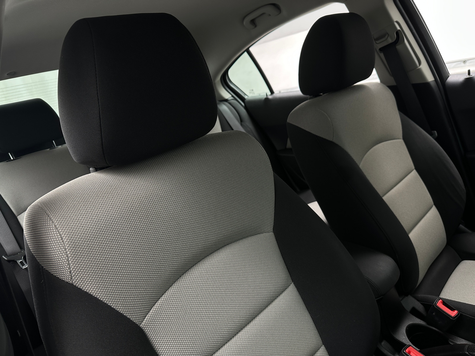 Thumbnail: 2016 Chevrolet Cruze - 2