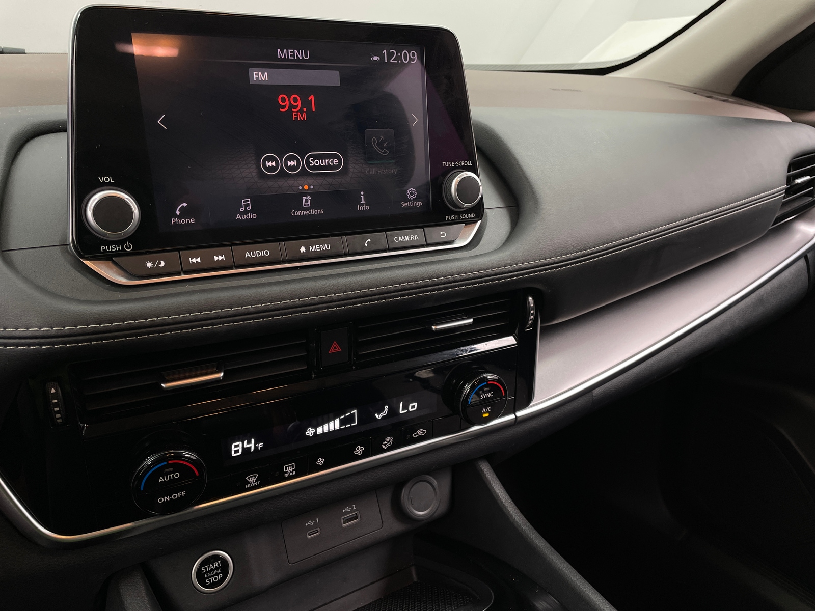 Thumbnail: 2023 Nissan Rogue - 4