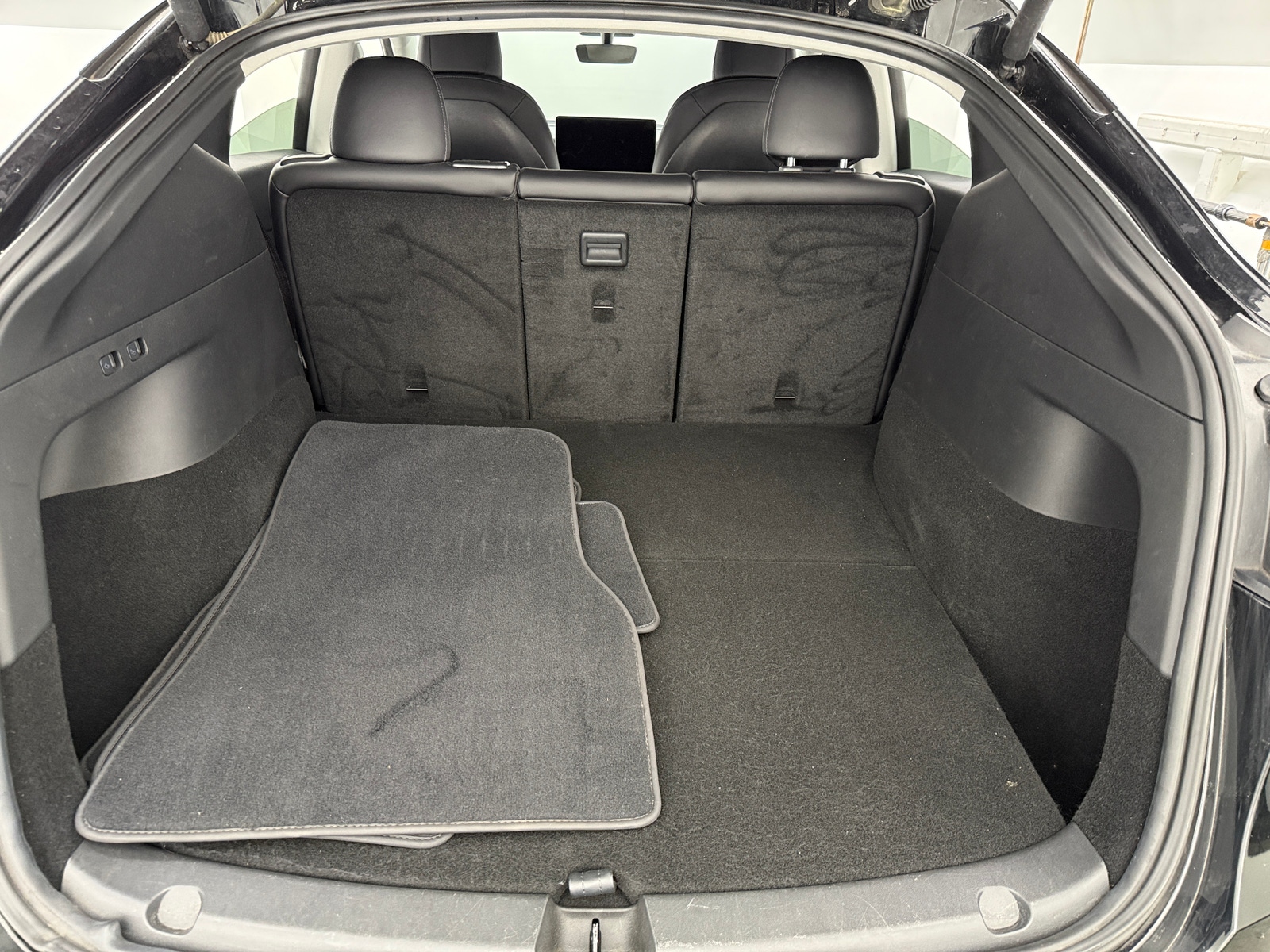 Thumbnail: 2020 Tesla Model Y - 6