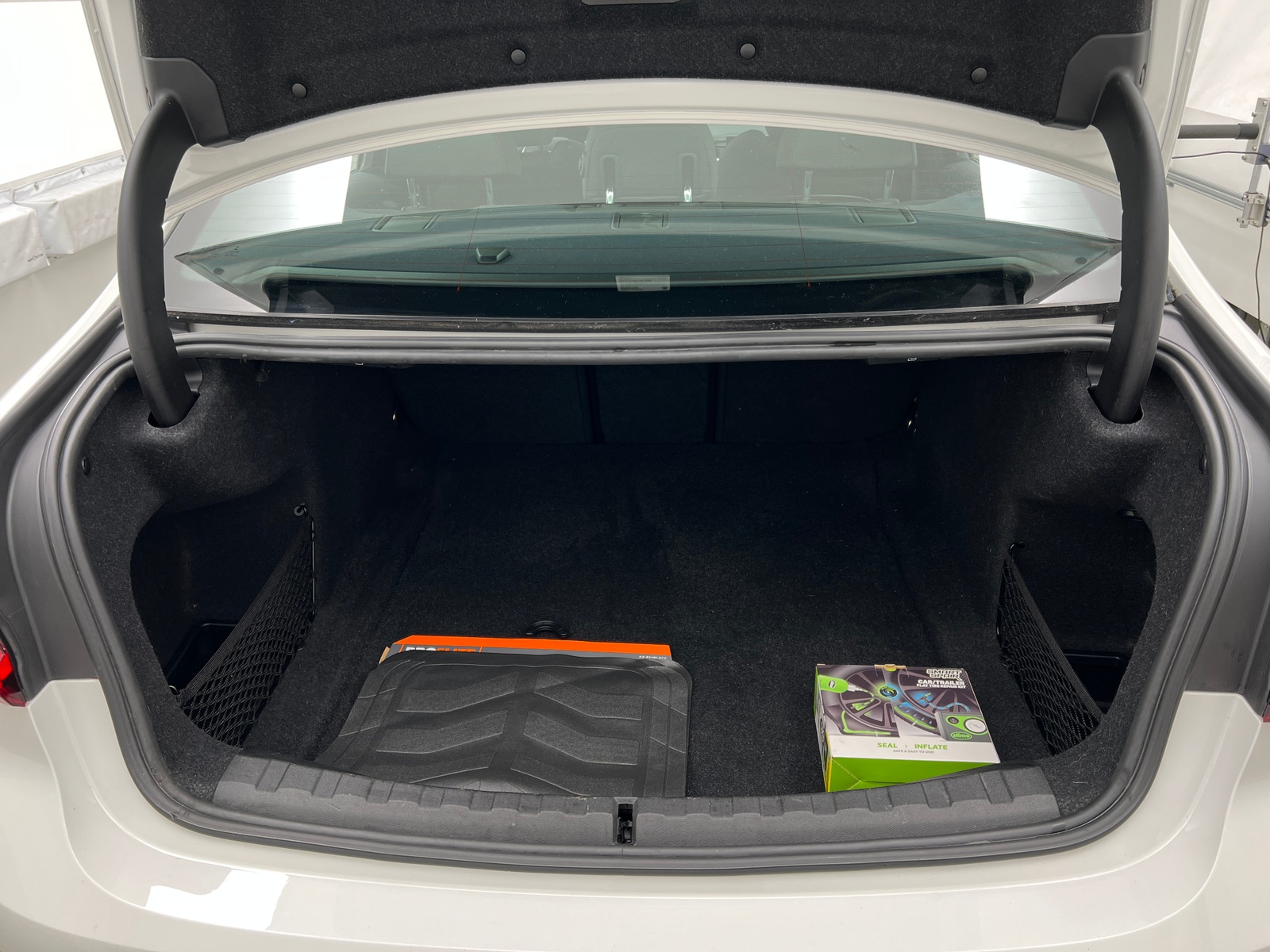 Thumbnail: 2019 BMW 3 Series - 6