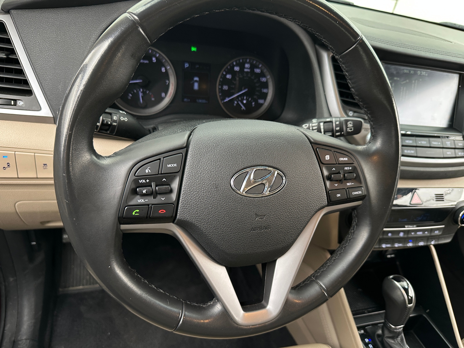 Thumbnail: 2017 Hyundai Tucson - 4