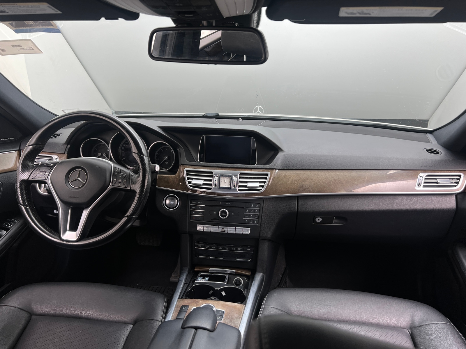 Thumbnail: 2016 Mercedes-Benz E-Class - 2