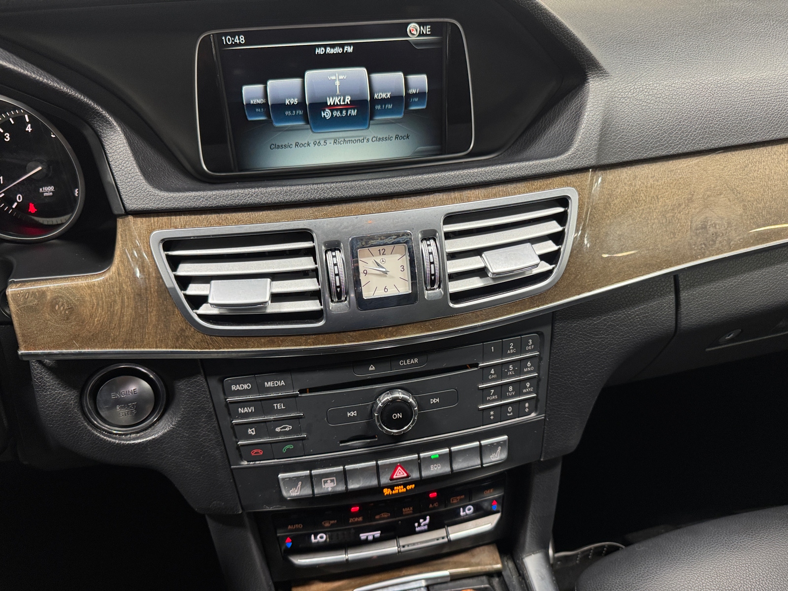 Thumbnail: 2016 Mercedes-Benz E-Class - 3