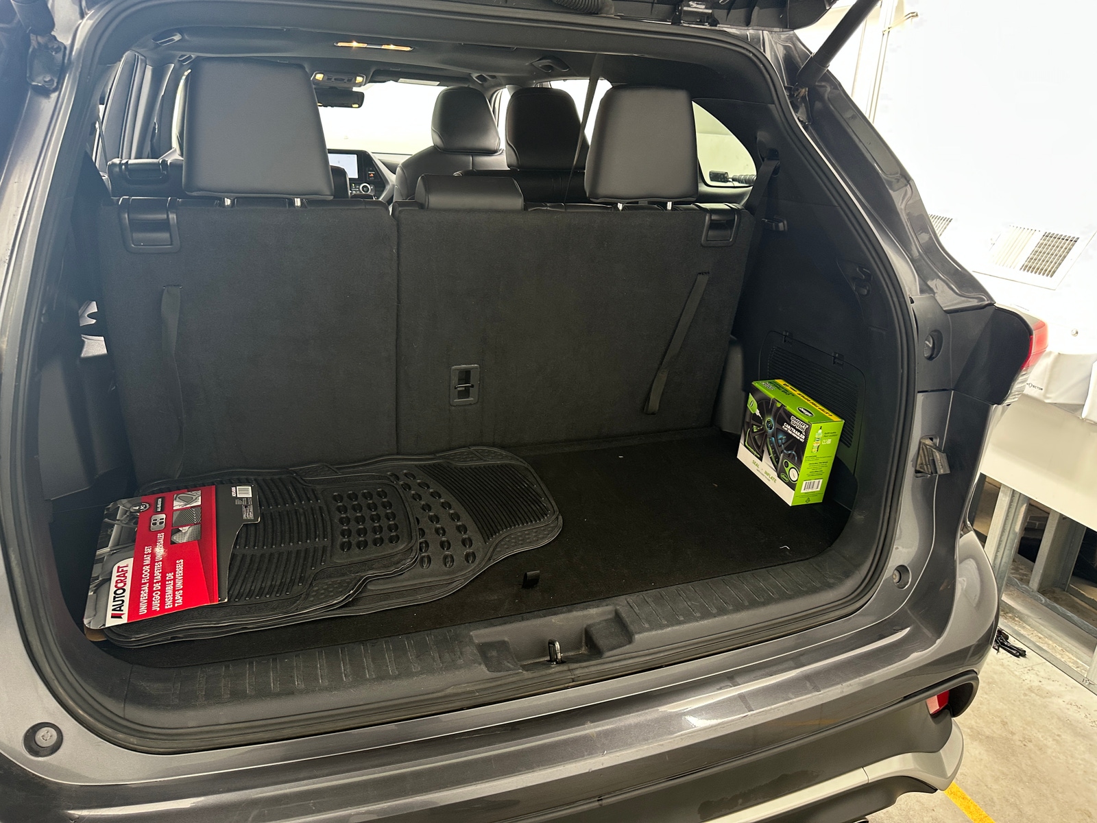 Thumbnail: 2024 Toyota Highlander - 6