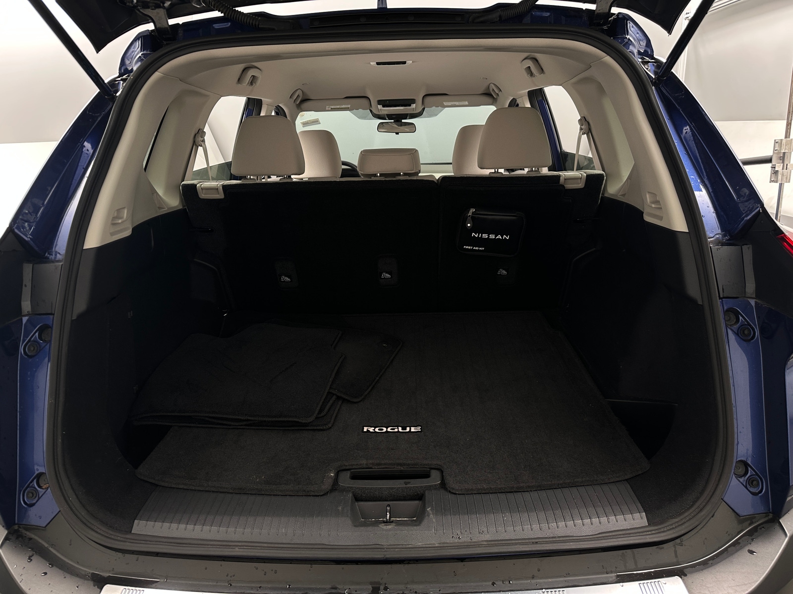 Thumbnail: 2023 Nissan Rogue - 7