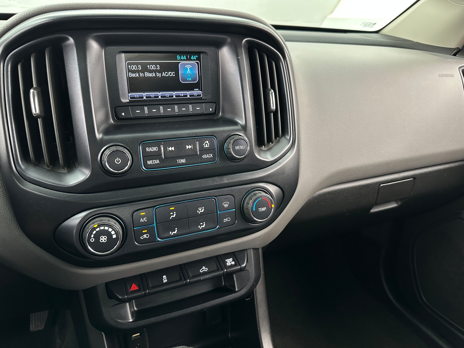 Thumbnail: 2016 Chevrolet Colorado - 4