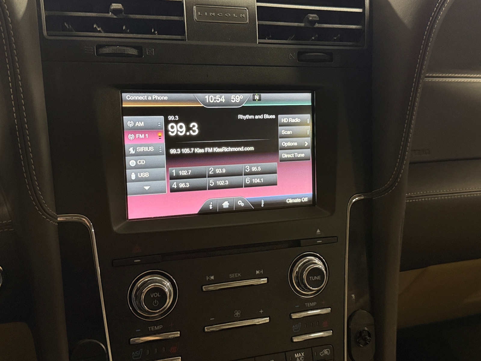 Thumbnail: 2015 Lincoln Navigator - 3