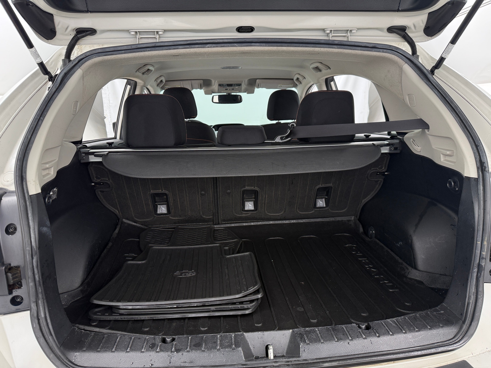 Thumbnail: 2016 Subaru Crosstrek - 7