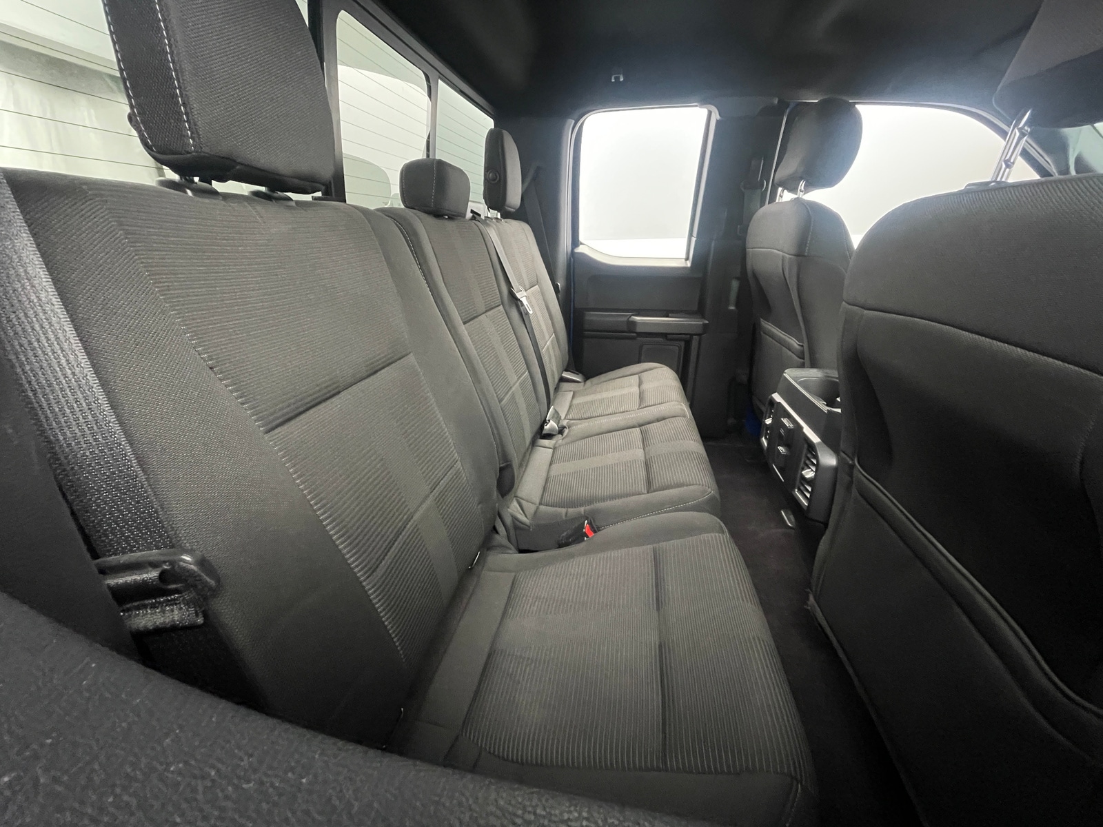 Thumbnail: 2016 Ford Econoline - 6