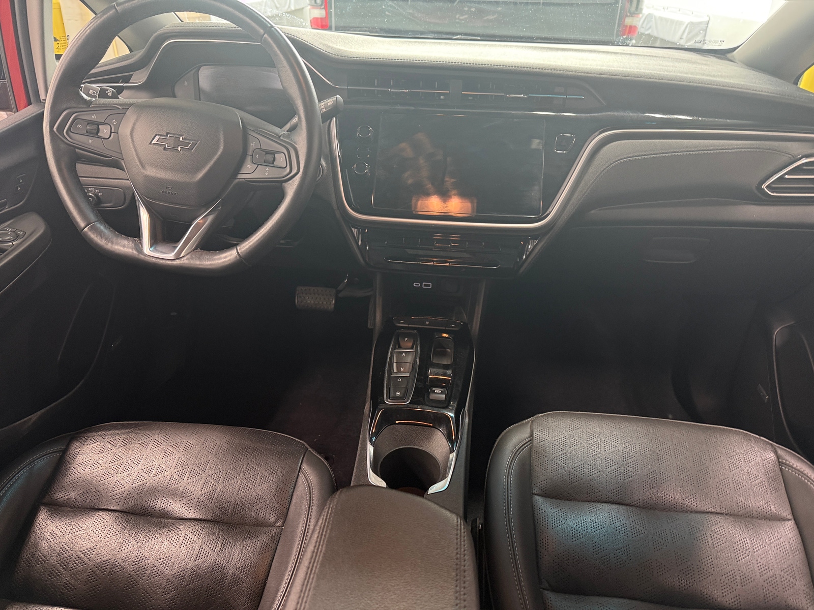 Thumbnail: 2022 Chevrolet Bolt EV - 2