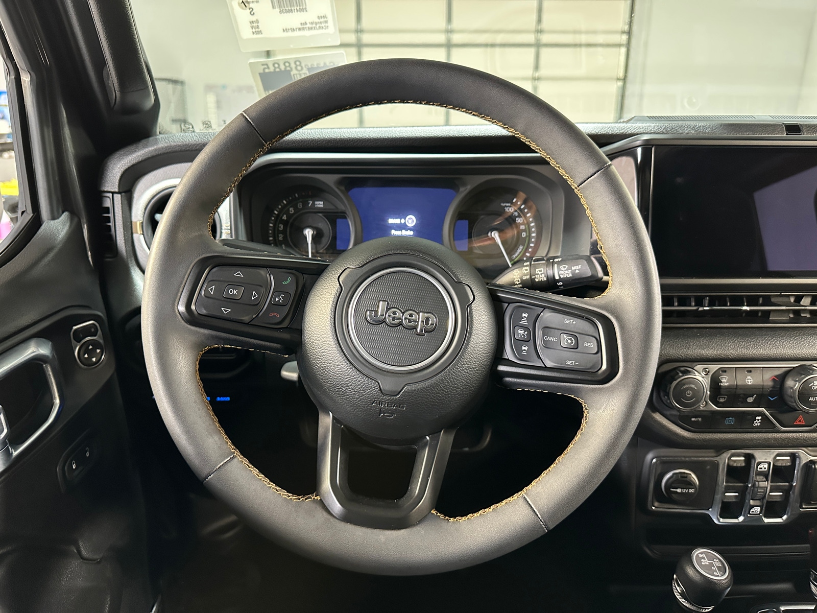 Thumbnail: 2024 Jeep Wrangler - 5