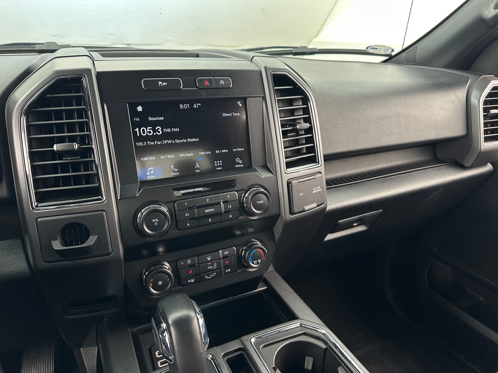 Thumbnail: 2019 Ford Econoline - 4