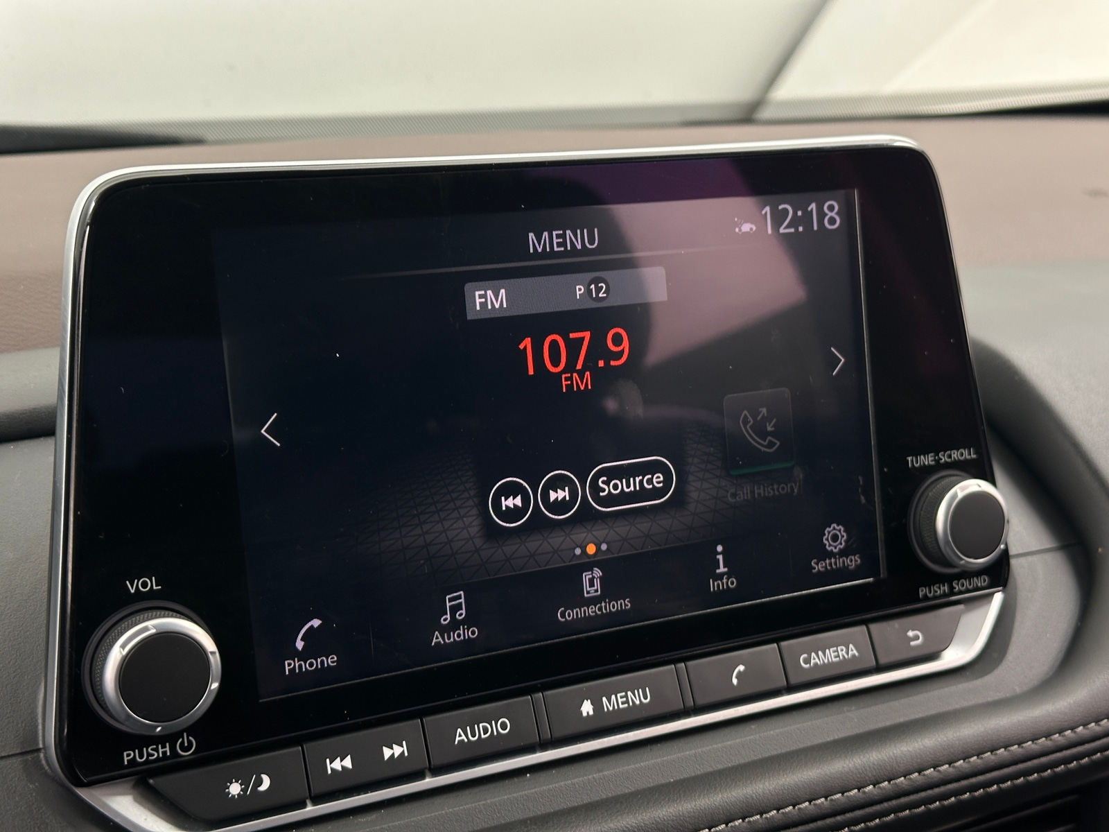 Thumbnail: 2023 Nissan Rogue - 3