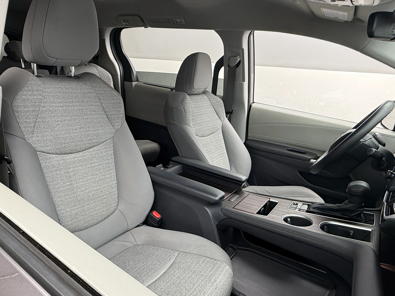 Thumbnail: 2021 Toyota Sienna - 2