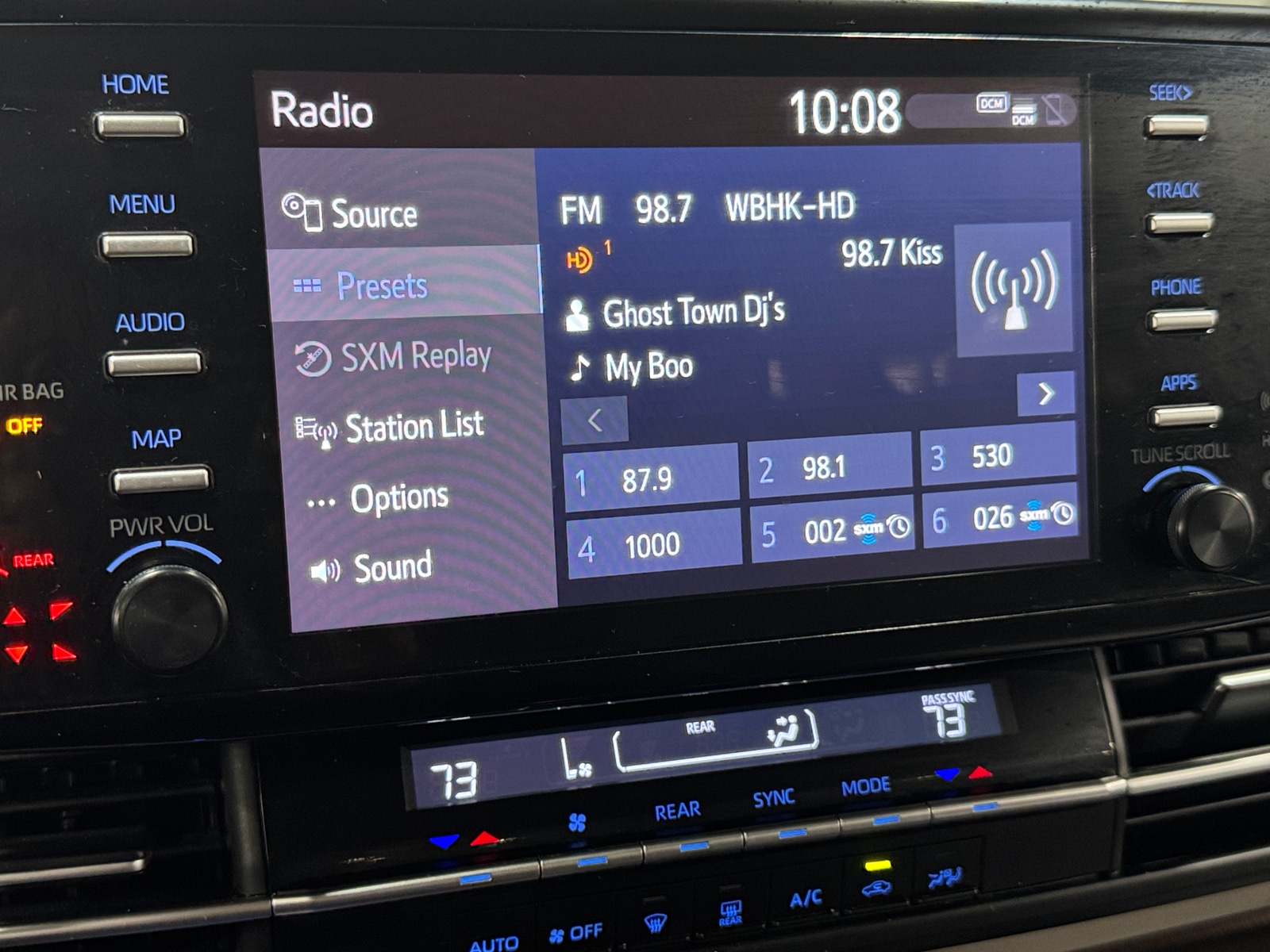 Thumbnail: 2021 Toyota Sienna - 4