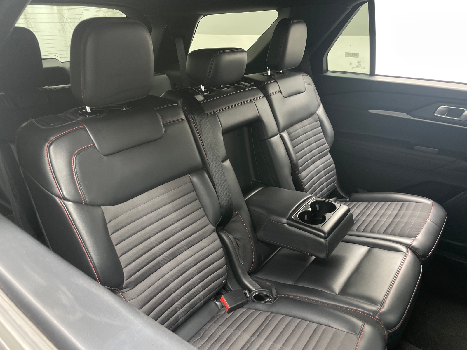 Thumbnail: 2025 Ford Explorer - 5