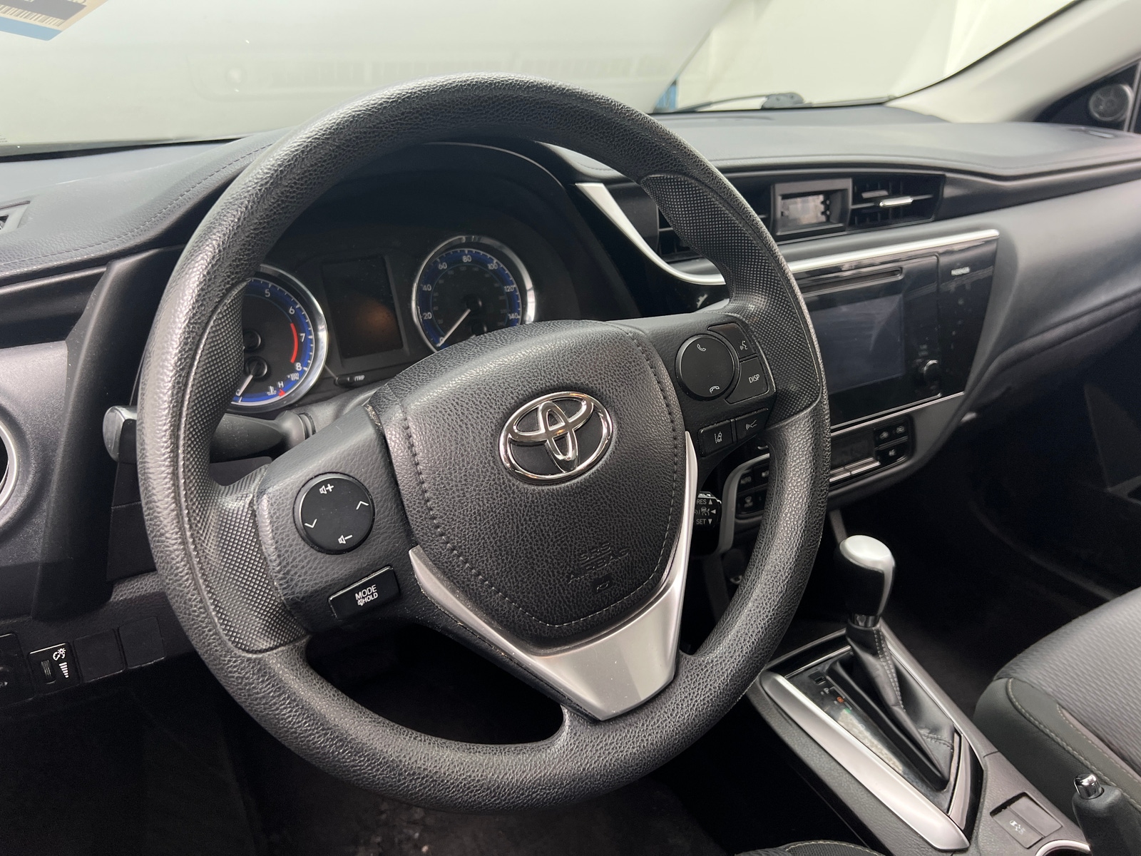 Thumbnail: 2017 Toyota Corolla - 5