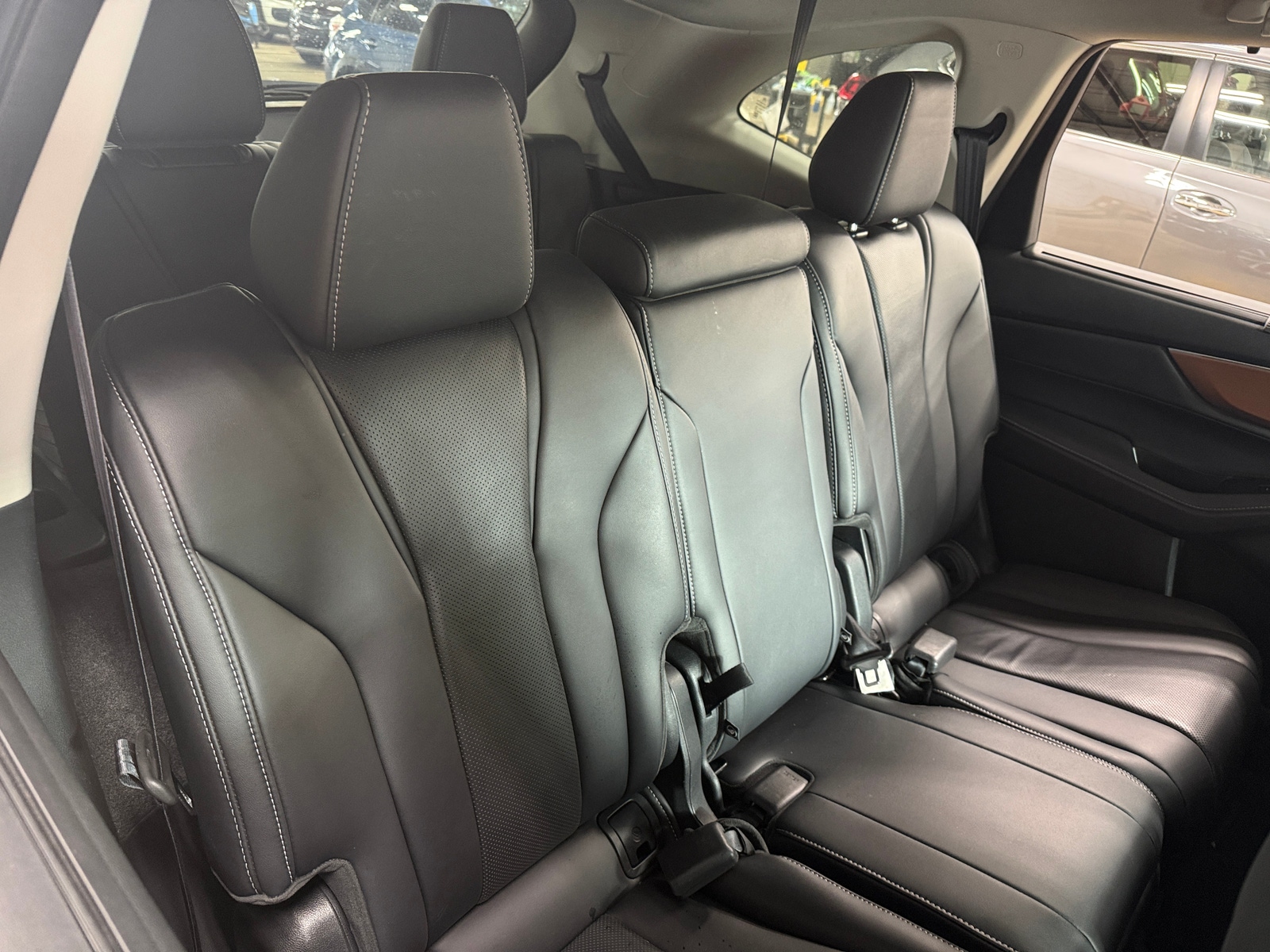 Thumbnail: 2022 Acura MDX - 5