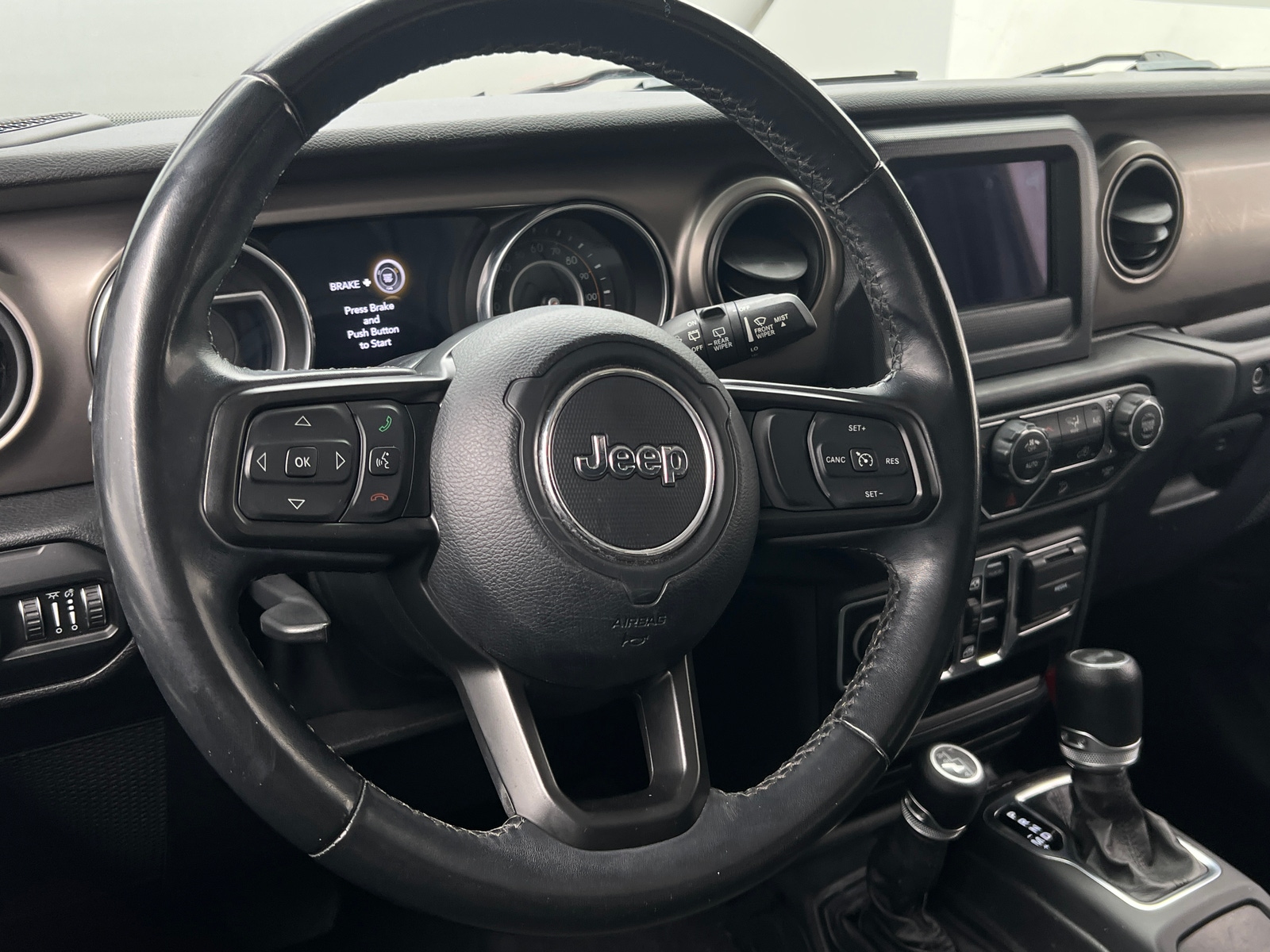 Thumbnail: 2020 Jeep Wrangler - 5