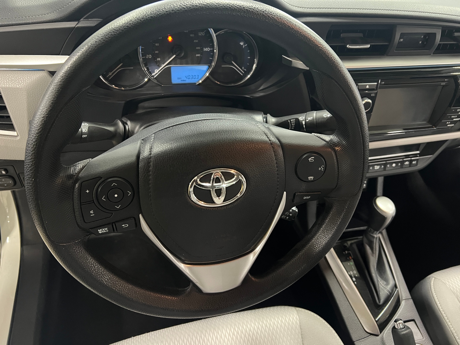 Thumbnail: 2015 Toyota Corolla - 5