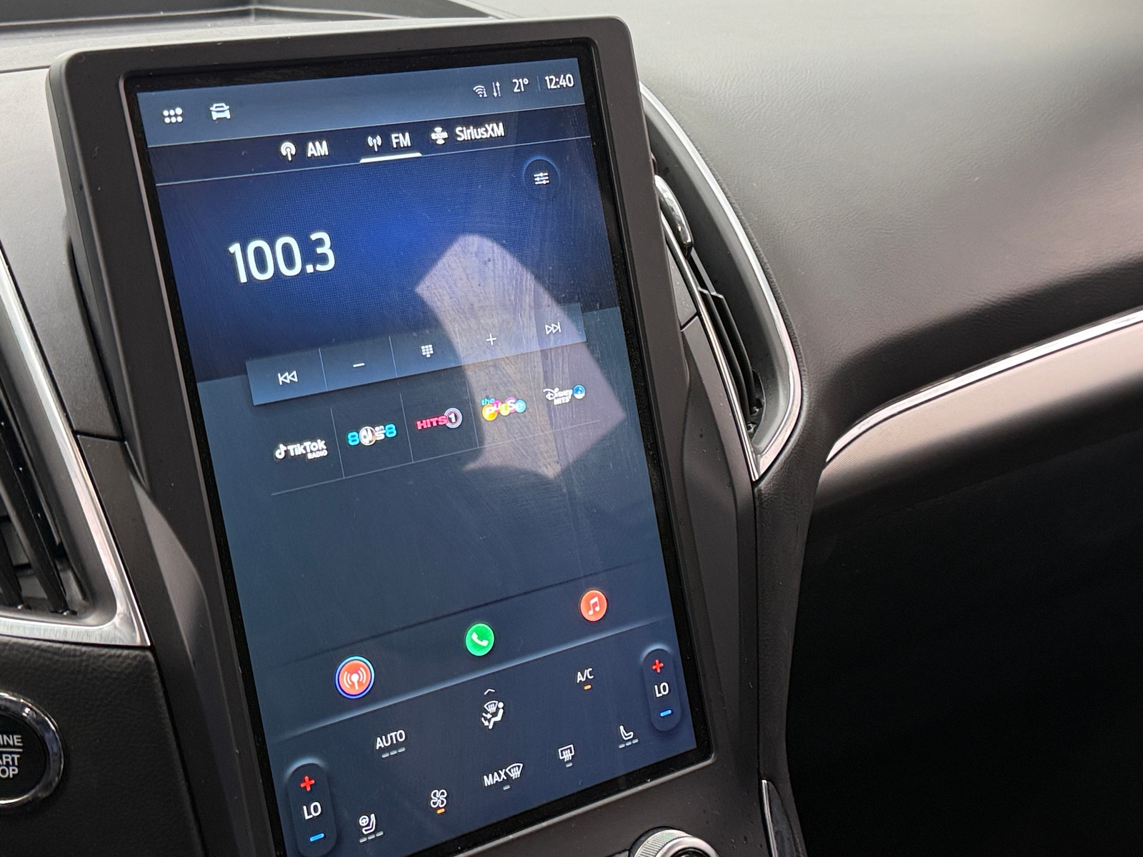 Thumbnail: 2024 Ford Edge - 3