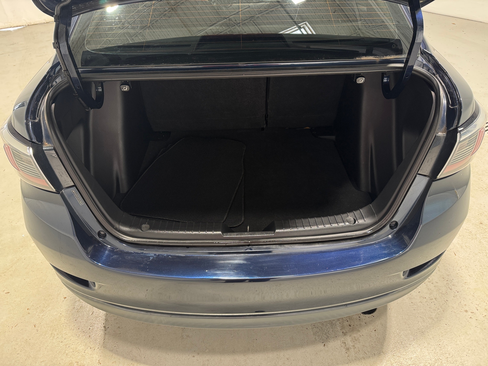 Thumbnail: 2018 Toyota Yaris iA - 7