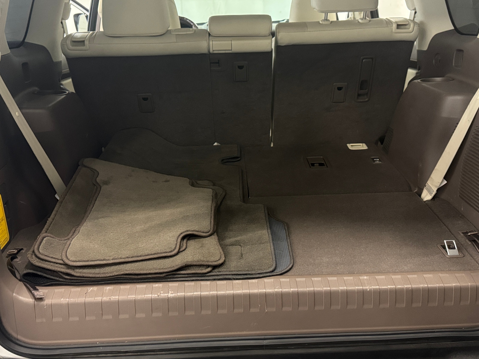 Thumbnail: 2019 Lexus GX - 6