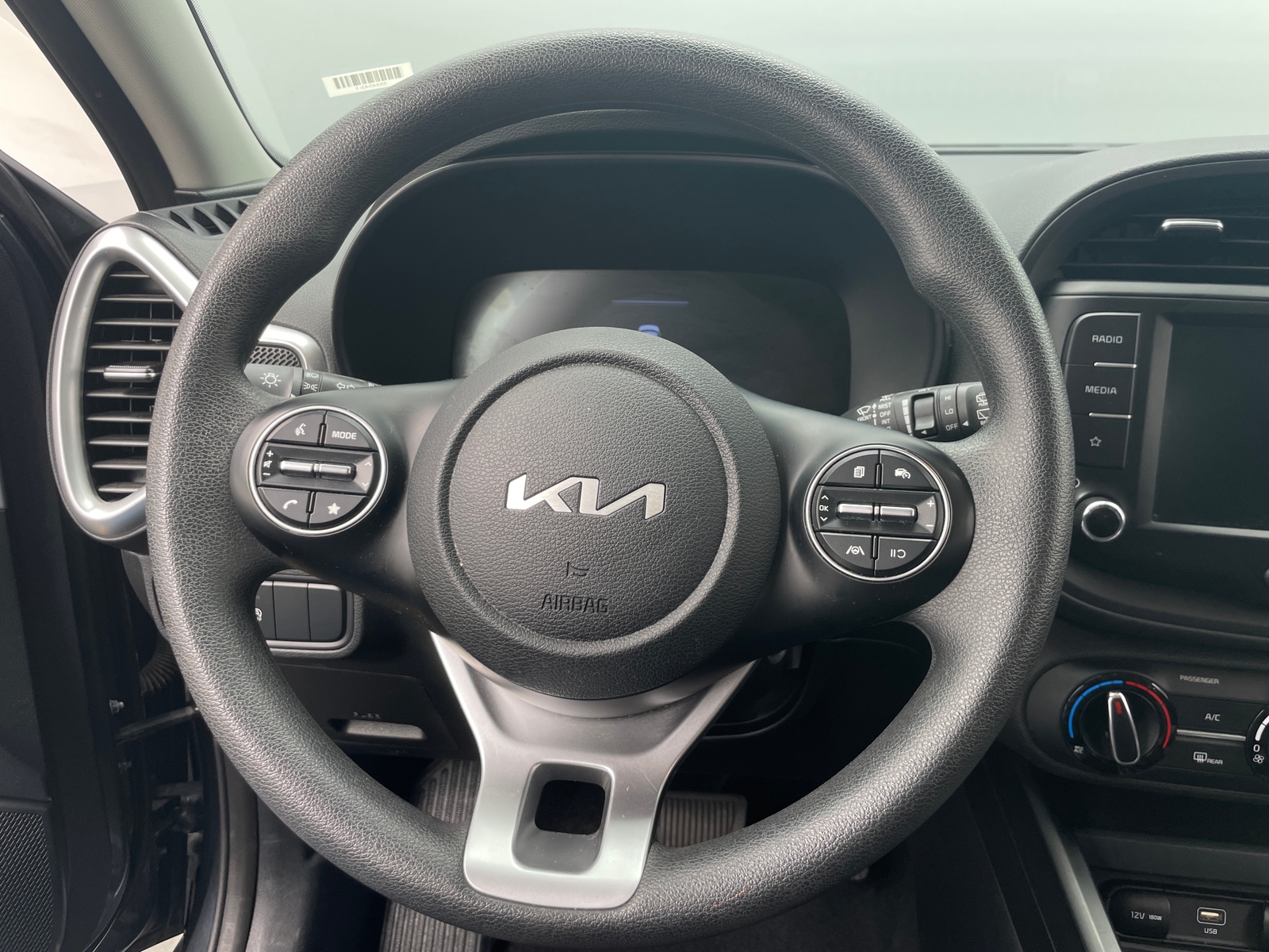 Thumbnail: 2024 Kia Soul - 5