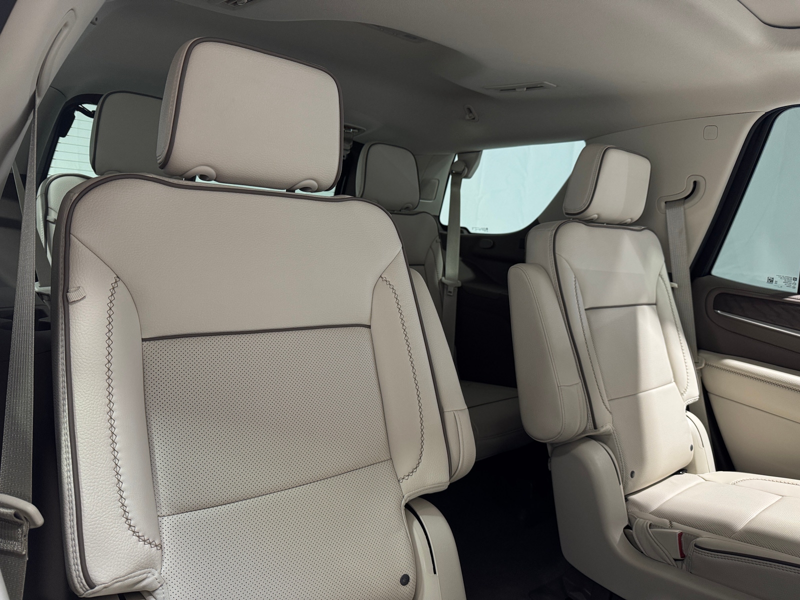 Thumbnail: 2023 GMC Yukon - 5