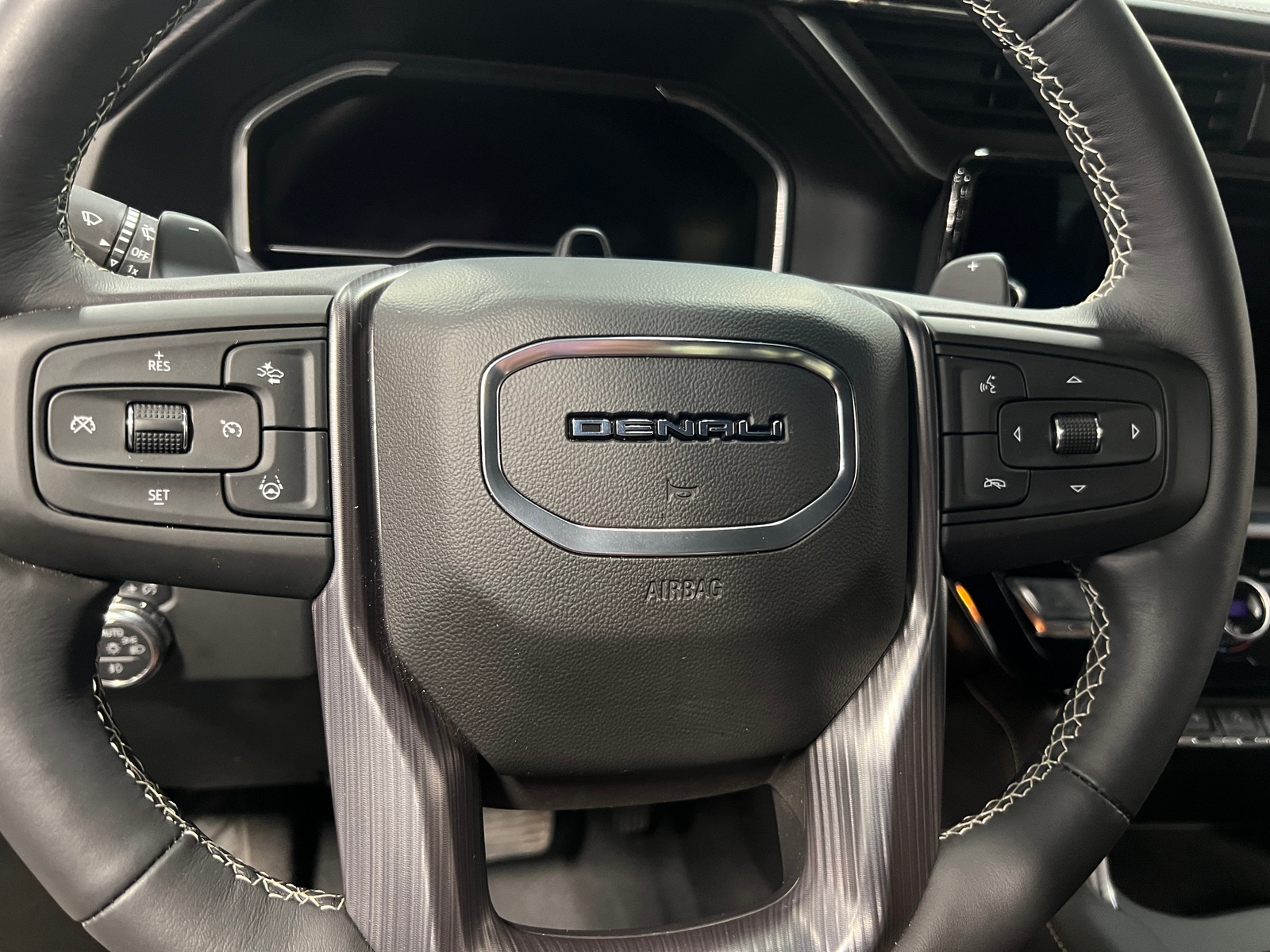 Thumbnail: 2024 GMC Sierra 1500 - 4