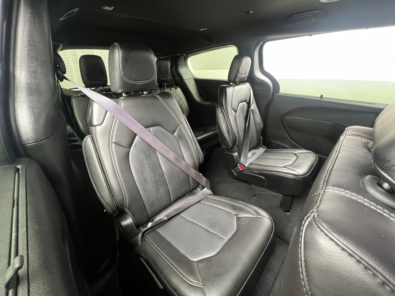 Thumbnail: 2025 Chrysler Pacifica - 5