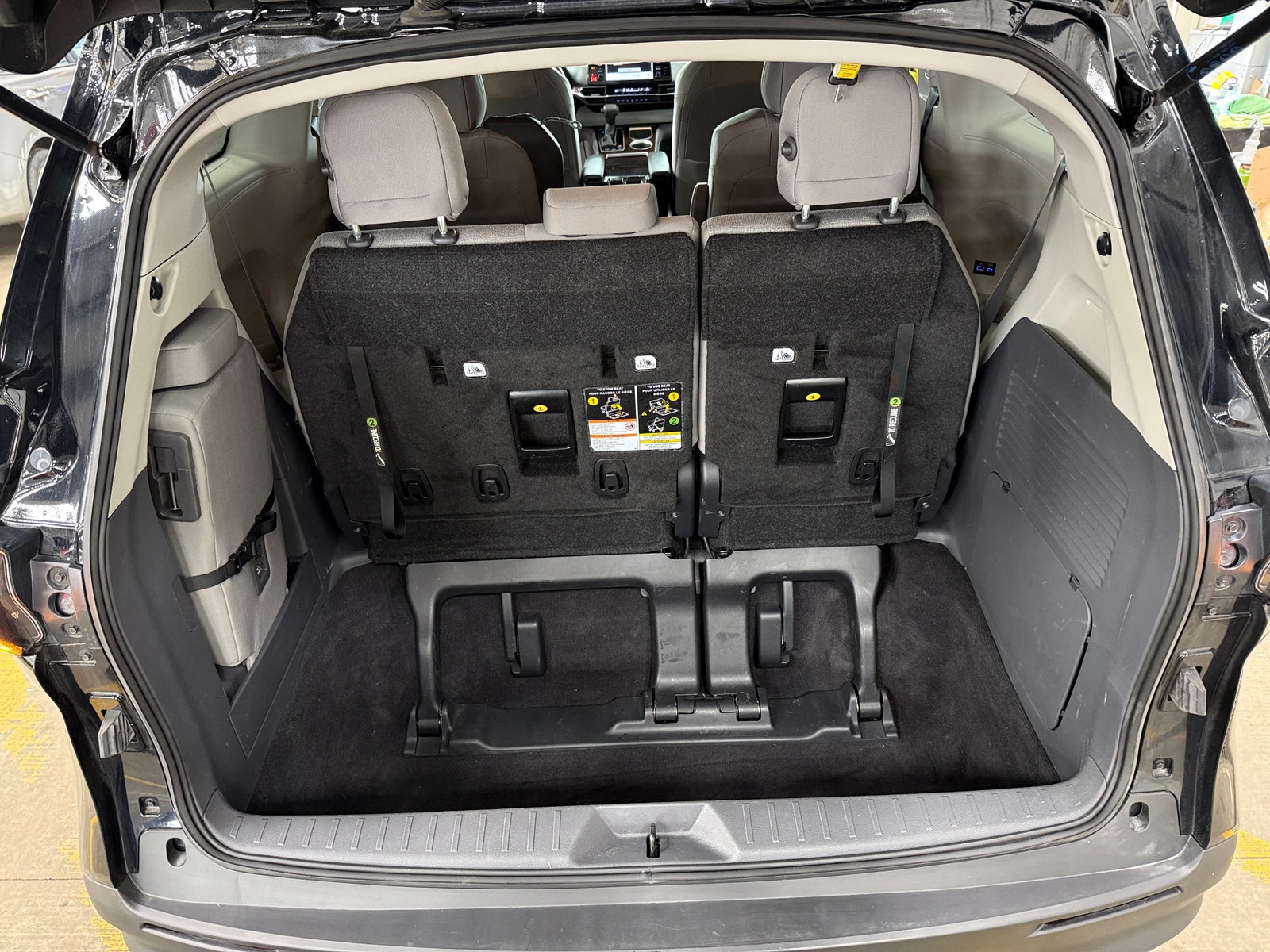 Thumbnail: 2024 Toyota Sienna - 7