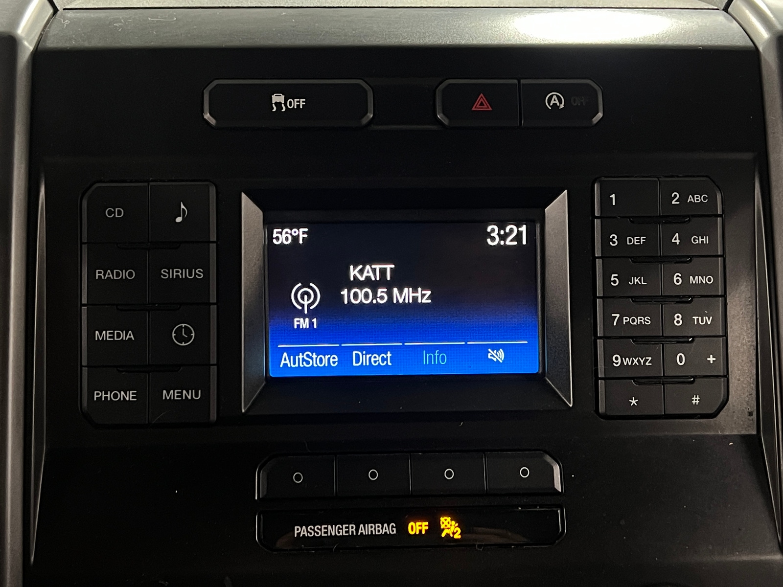 Thumbnail: 2015 Ford Econoline - 4