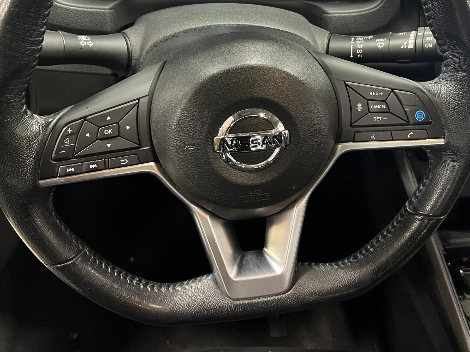 Thumbnail: 2018 Nissan Leaf - 5