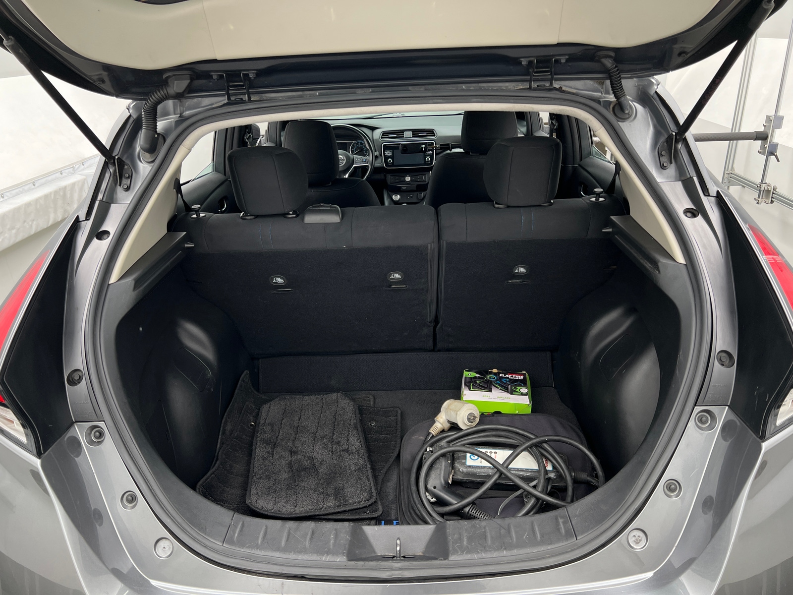 Thumbnail: 2018 Nissan Leaf - 7