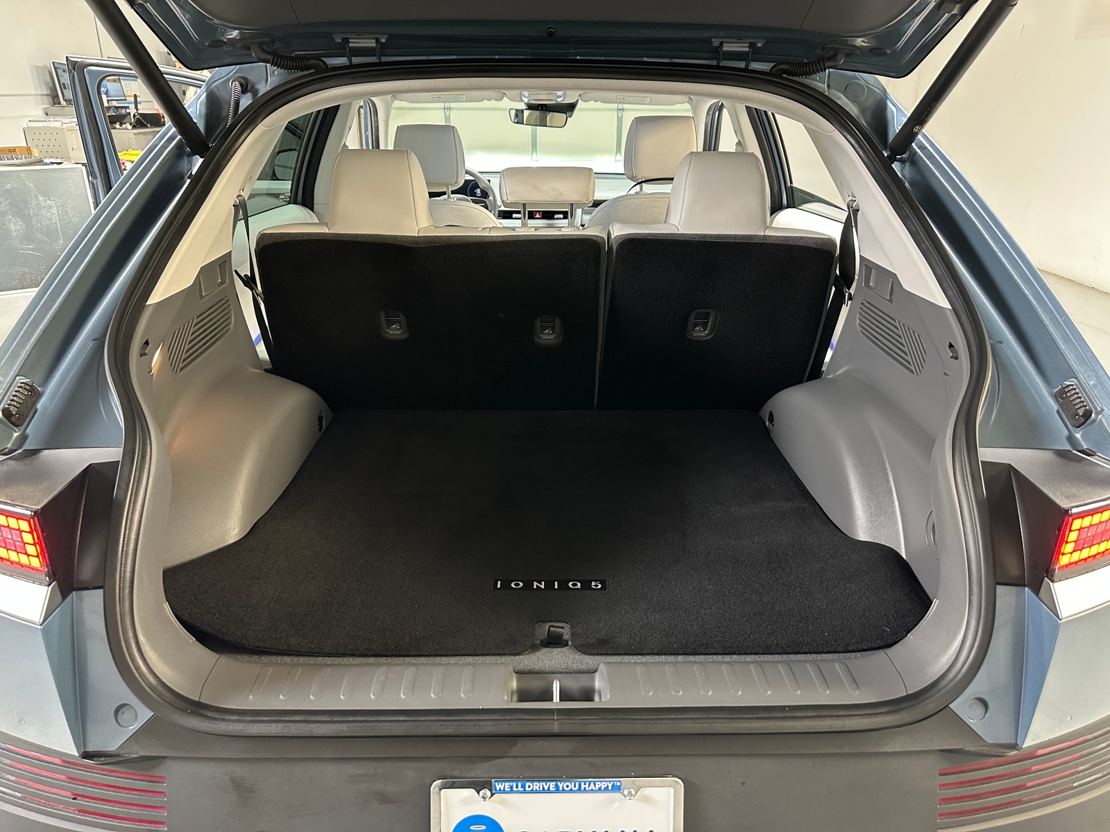 Thumbnail: 2023 Hyundai Ioniq 5 - 6