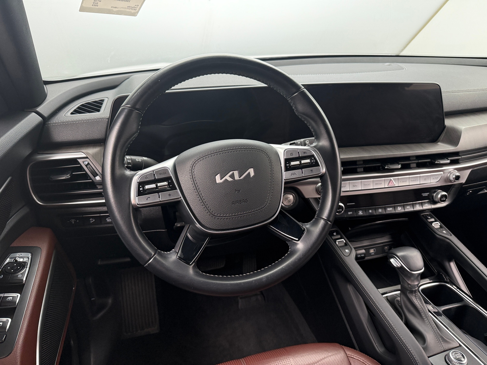 Thumbnail: 2023 Kia Telluride - 4