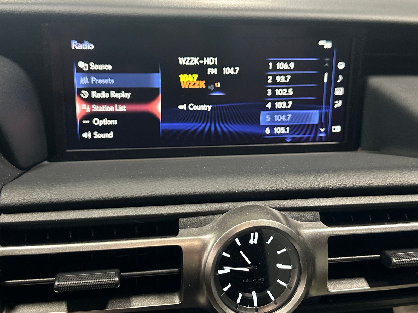 Thumbnail: 2022 Lexus RC - 2