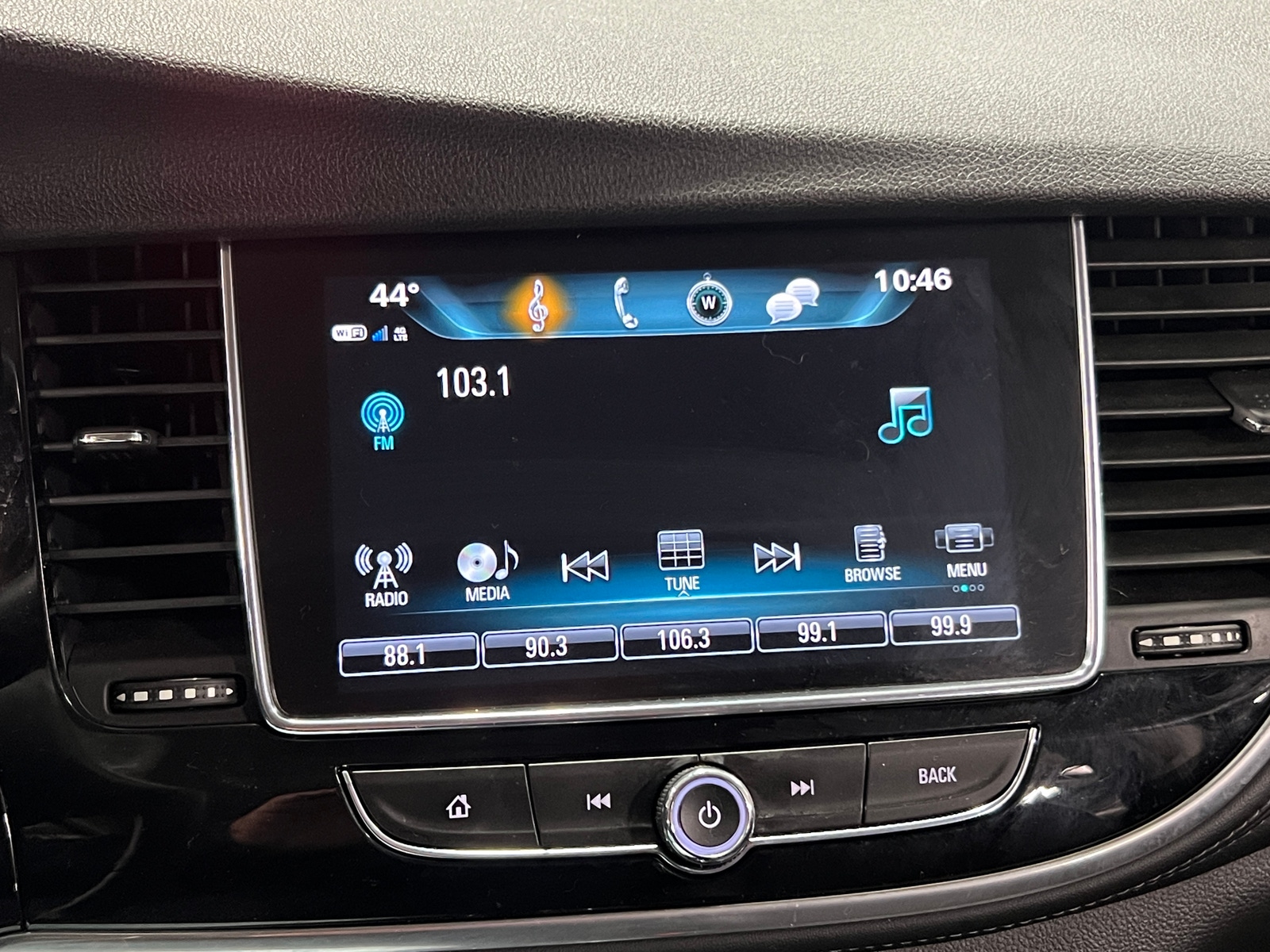 Thumbnail: 2019 Buick Encore - 4