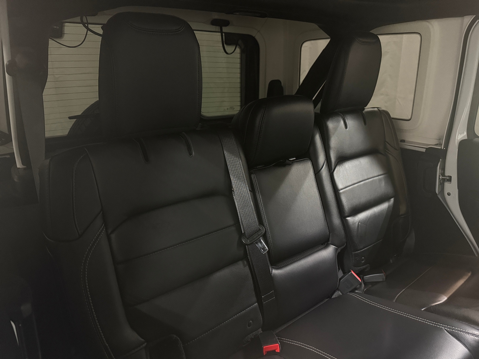 Thumbnail: 2019 Jeep Wrangler - 5